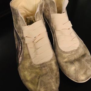 Zip up Puma Sneakers